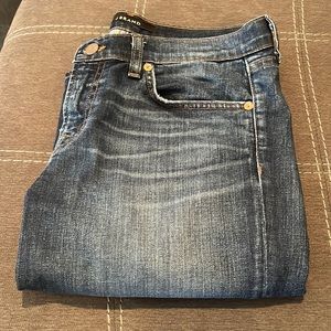 J Brand Womens cropped knee length shorts